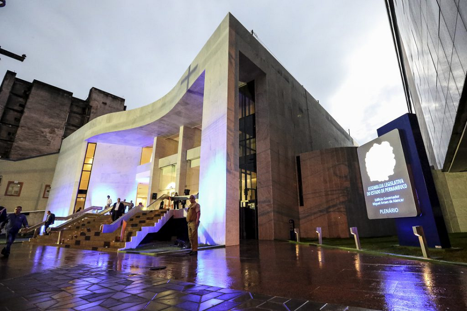 wp header logo 51.png