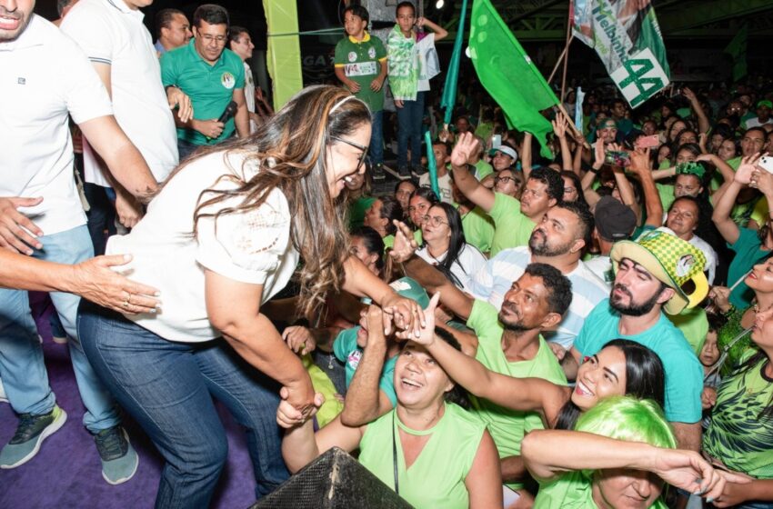  Helbinha, do UNIÃO, é eleita prefeita de Trindade