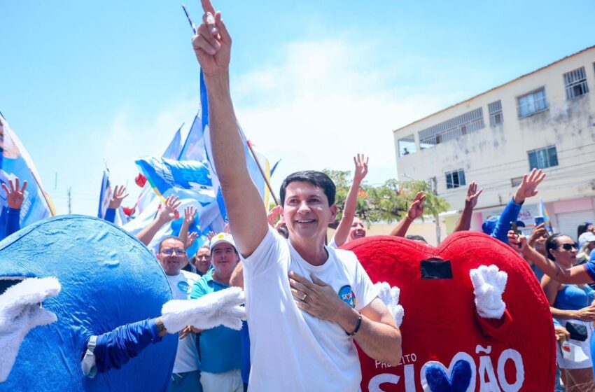  Simão Durando, do UNIÃO, é eleito prefeito de Petrolina no 1º turno