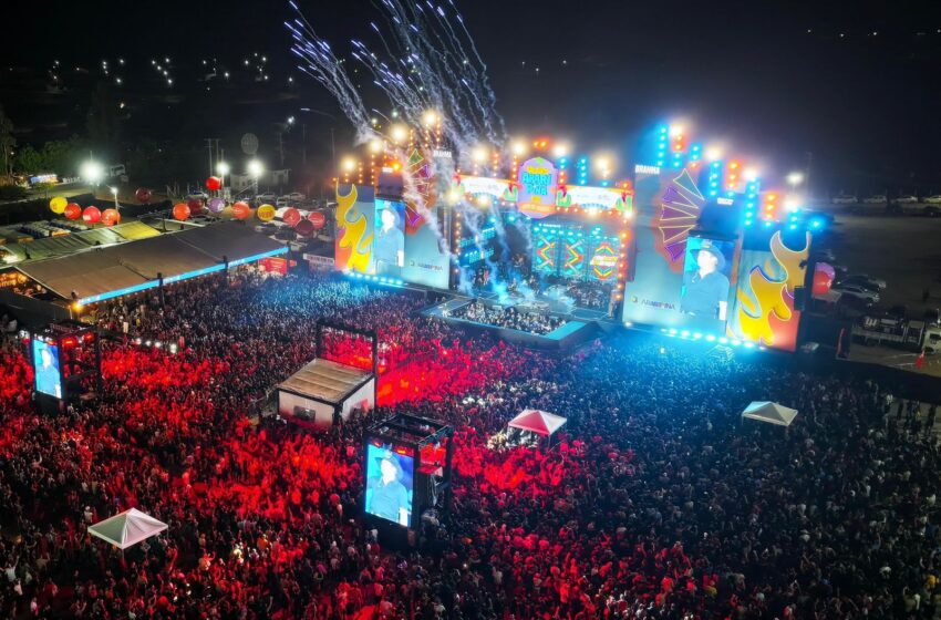  Mais de 60 mil pessoas lotam o Parque Três Vaqueiros na segunda noite do São João de Araripina 2025