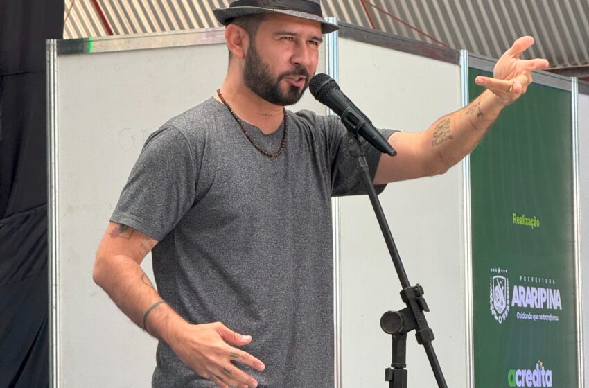  Bráulio Bessa encanta o Sertão com Palestra marcante no 7º ENAGRO