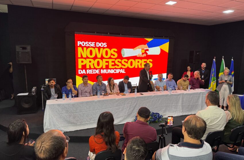  Prefeitura de Araripina empossa mais 60 professores aprovados em Concurso Público