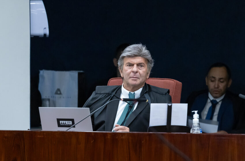 Único a votar contra cautelares de Bolsonaro, Fux diz que amplitude das medidas impostas é desproporcional