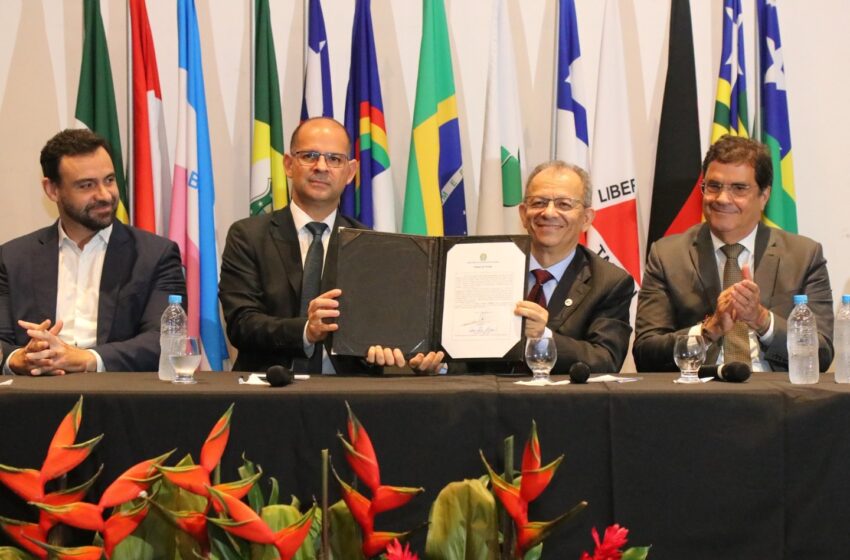  Francisco Ferreira Alexandre toma posse como superintendente da Sudene