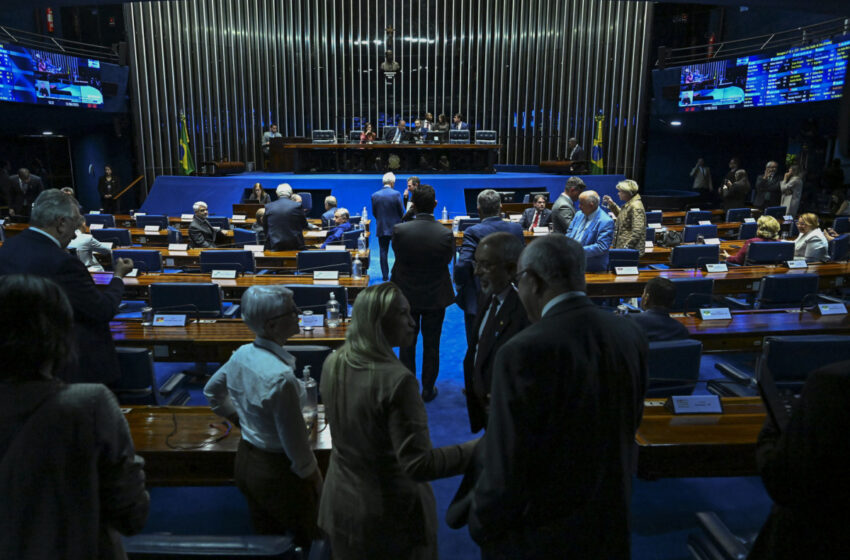  Senado aprova PL da Adultização e texto vai à sanção presidencial