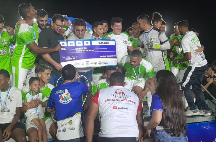  Multidão lota o Corintão, na Finalíssima da Copa AMVI de futebol amador
