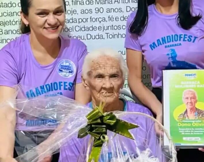 Secretaria da Mulher destaca o empoderamento feminino e presta homenagens durante a IV Mandio Fest em Marcolândia