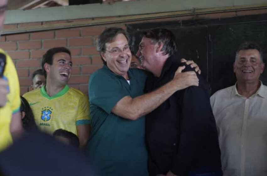  Políticos pernambucanos prestam apoio a Bolsonaro nas redes sociais