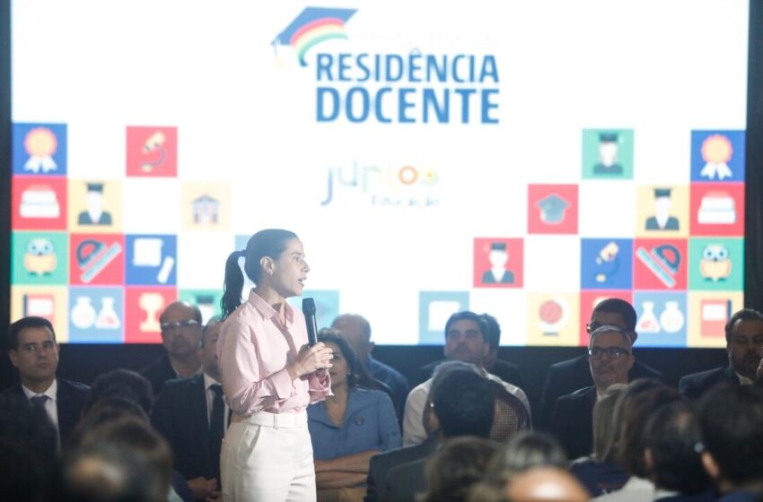  Governo de Pernambuco lança projeto que fornece bolsas para estudantes de licenciaturas