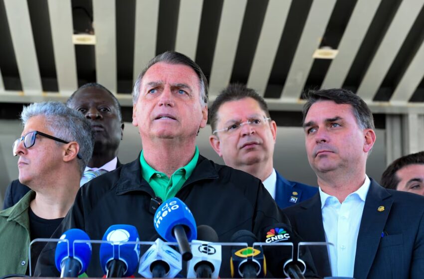  Minuta de projeto prevê anistia a partir do inquérito das fake news e Bolsonaro elegível para 2026