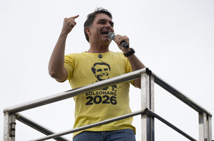  ‘Aprovaremos anistia e não vai demorar’, diz Flávio Bolsonaro