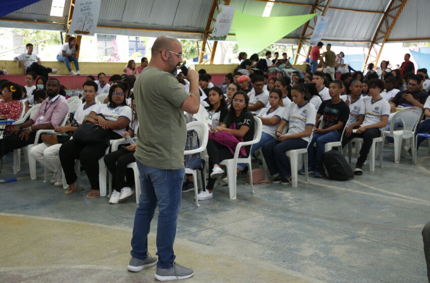  Aulões do Enem devem reunir 20 mil estudantes da rede estadual de Pernambuco nesta sexta-feira (10)